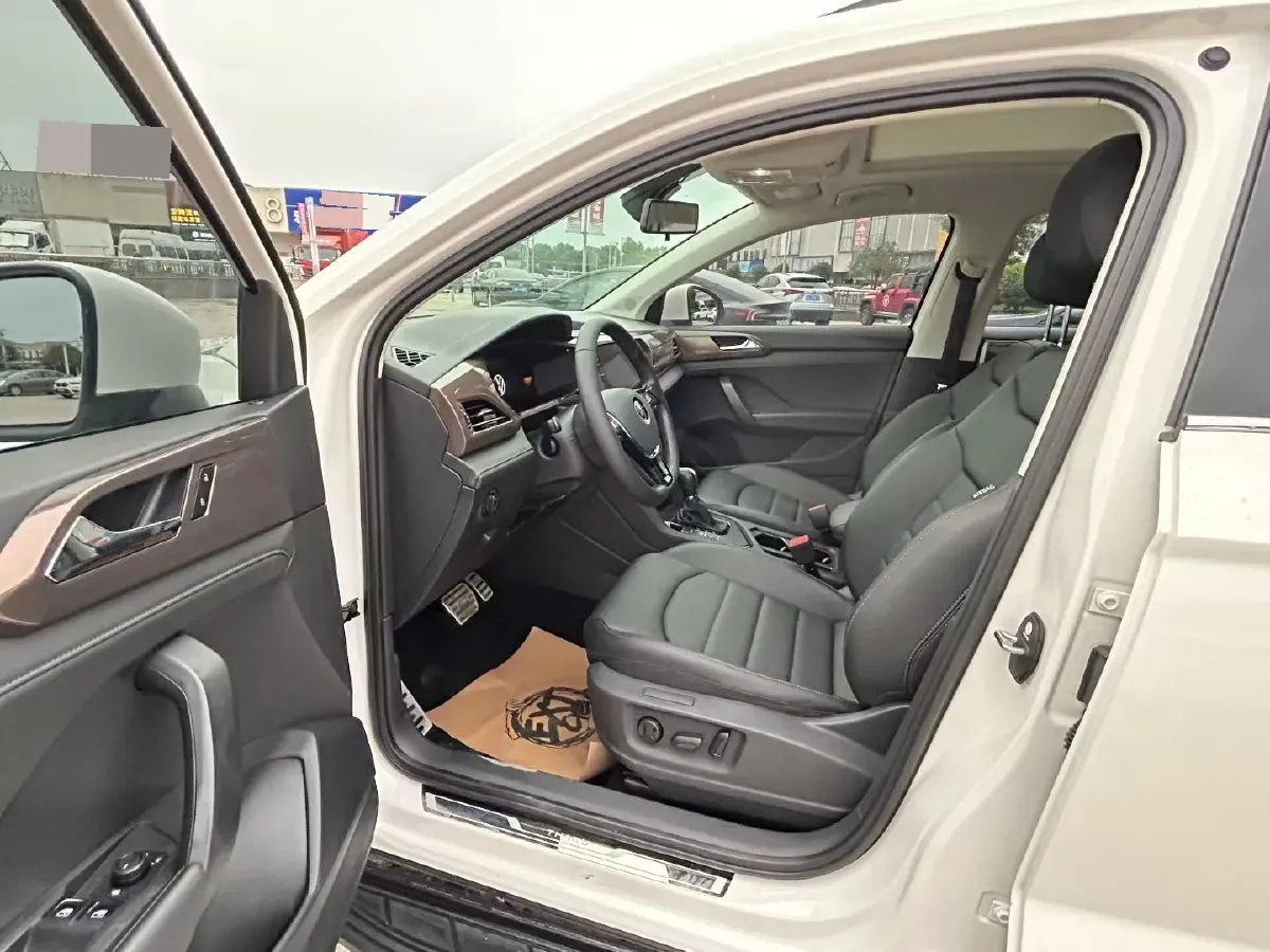 2021 Volkswagen Tharu 1.4T 150HP L4 7DCT,autocango,china used car exporter,china ev exporter,chinese used car exporter,chinese used ev exporter