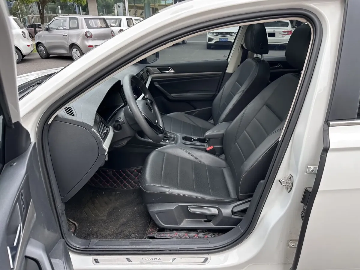 2021 Volkswagen Lavida 1.5L 113HP L4 6AT,autocango,china used car exporter,china ev exporter,chinese used car exporter,chinese used ev exporter