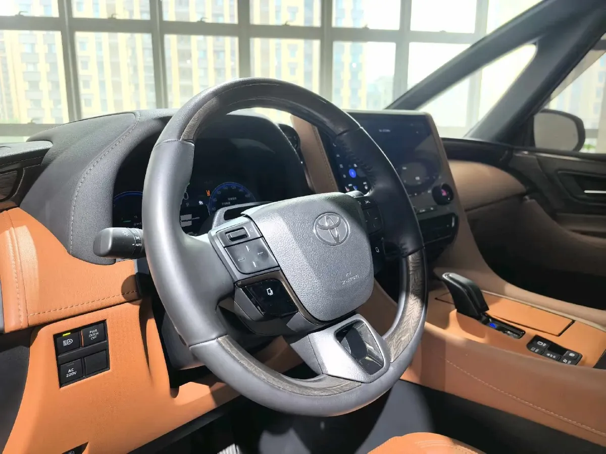2024 Toyota Alphard 2.5L 190HP L4 E-CVT Hybrid,autocango,china used car exporter,china ev exporter,chinese used car exporter,chinese used ev exporter