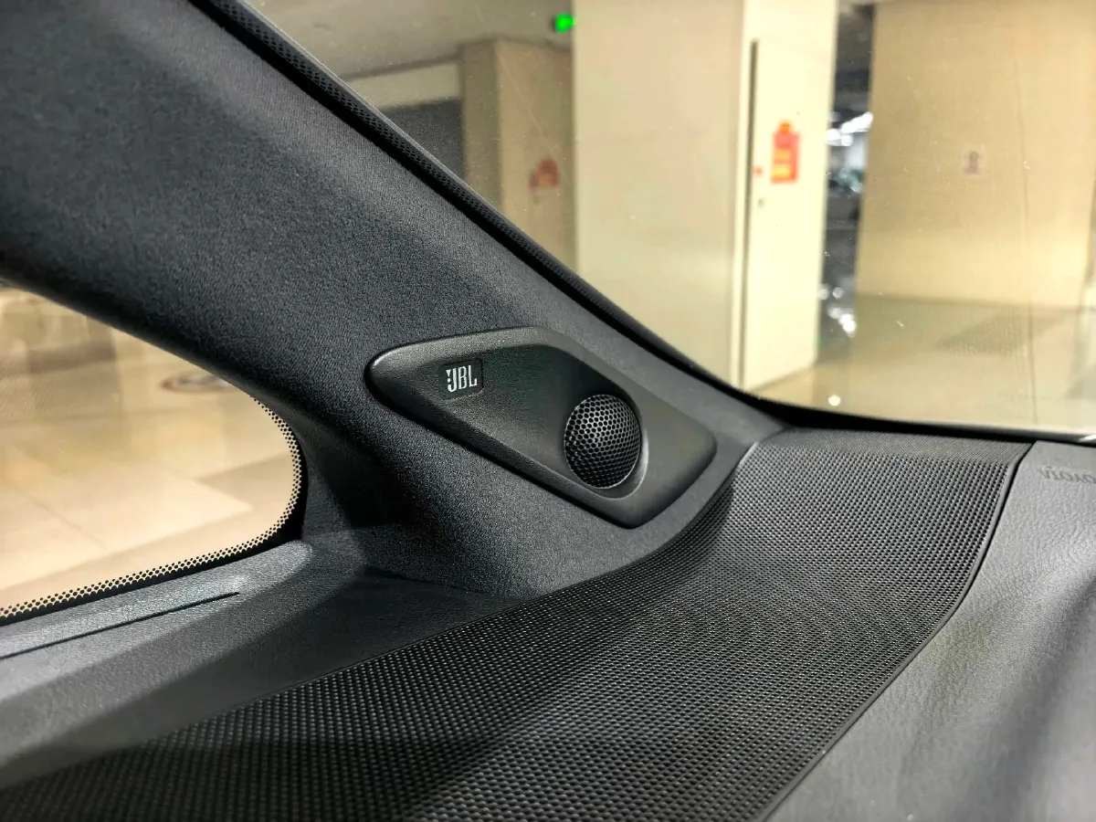 2024 Toyota Alphard 2.5L 190HP L4 E-CVT Hybrid,autocango,china used car exporter,china ev exporter,chinese used car exporter,chinese used ev exporter