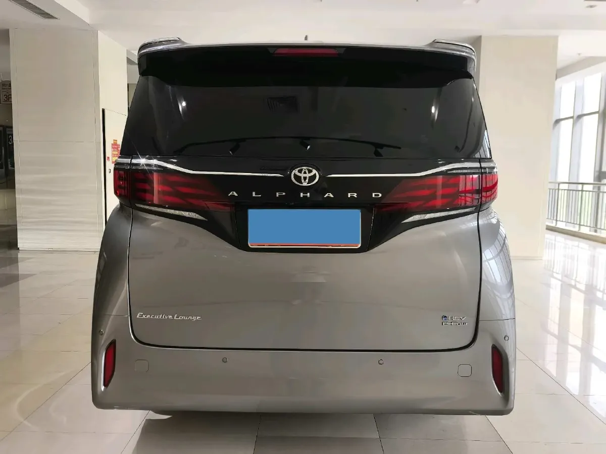 2024 Toyota Alphard 2.5L 190HP L4 E-CVT Hybrid,autocango,china used car exporter,china ev exporter,chinese used car exporter,chinese used ev exporter