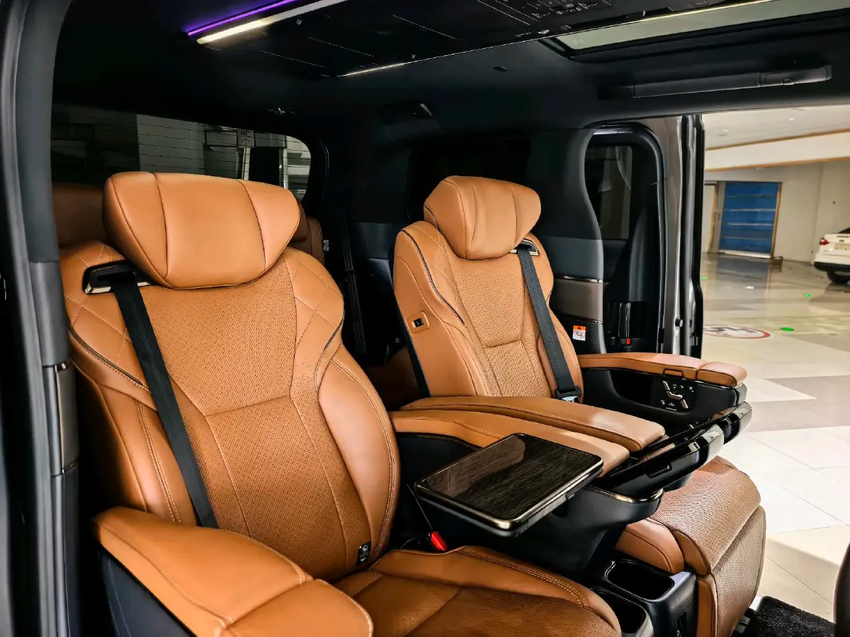 2024 Toyota Alphard 2.5L 190HP L4 E-CVT Hybrid,autocango,china used car exporter,china ev exporter,chinese used car exporter,chinese used ev exporter