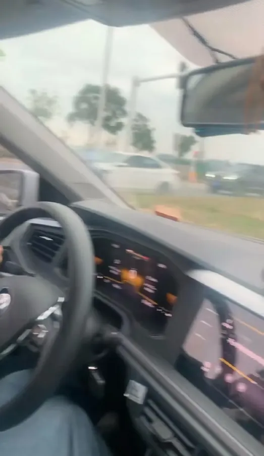 2023 Volkswagen Polo 1.5L 110HP L4 6AT,autocango,china used car exporter,china ev exporter,chinese used car exporter,chinese used ev exporter