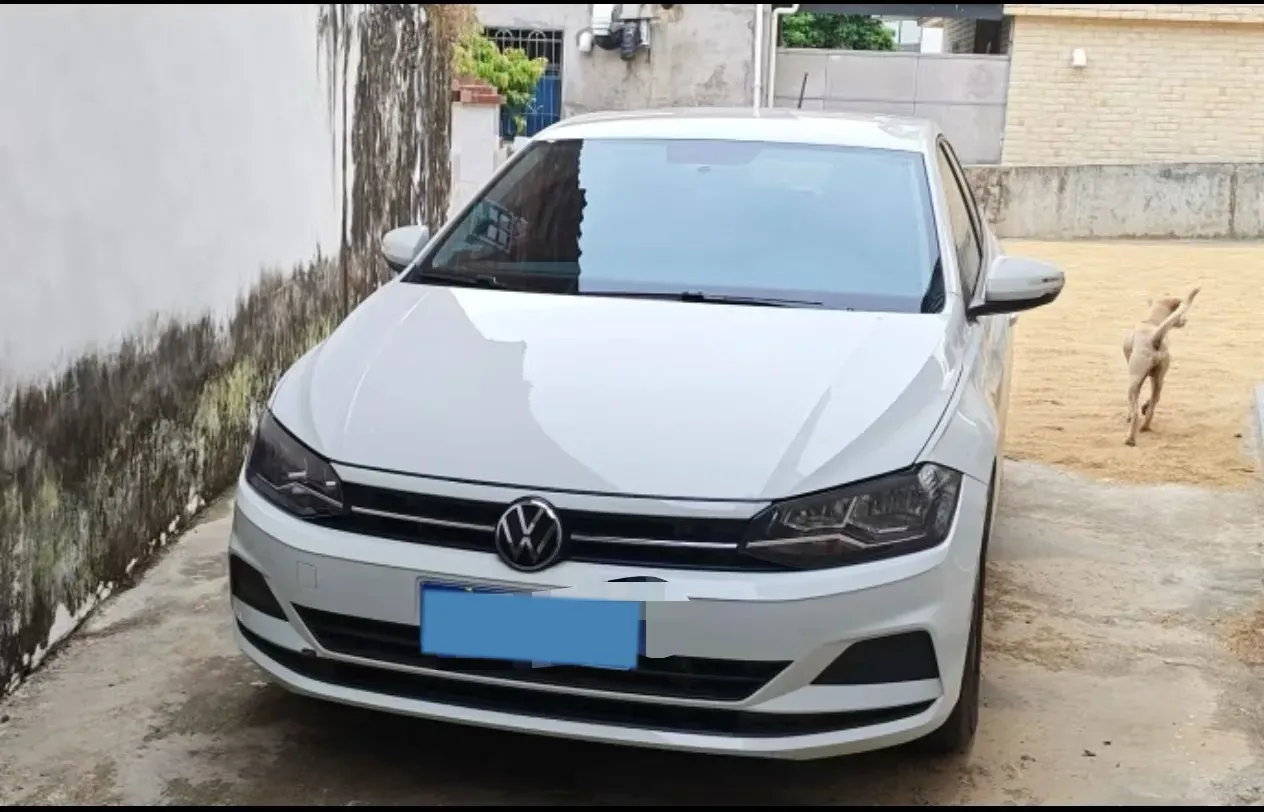 2023 Volkswagen Polo 1.5L 110HP L4 6AT,autocango,china used car exporter,china ev exporter,chinese used car exporter,chinese used ev exporter