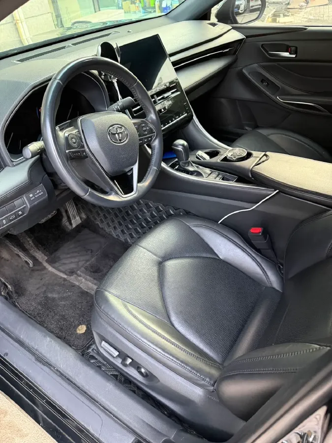 2022 Toyota Avalon 2.5L 209HP L4 8AT,autocango,china used car exporter,china ev exporter,chinese used car exporter,chinese used ev exporter