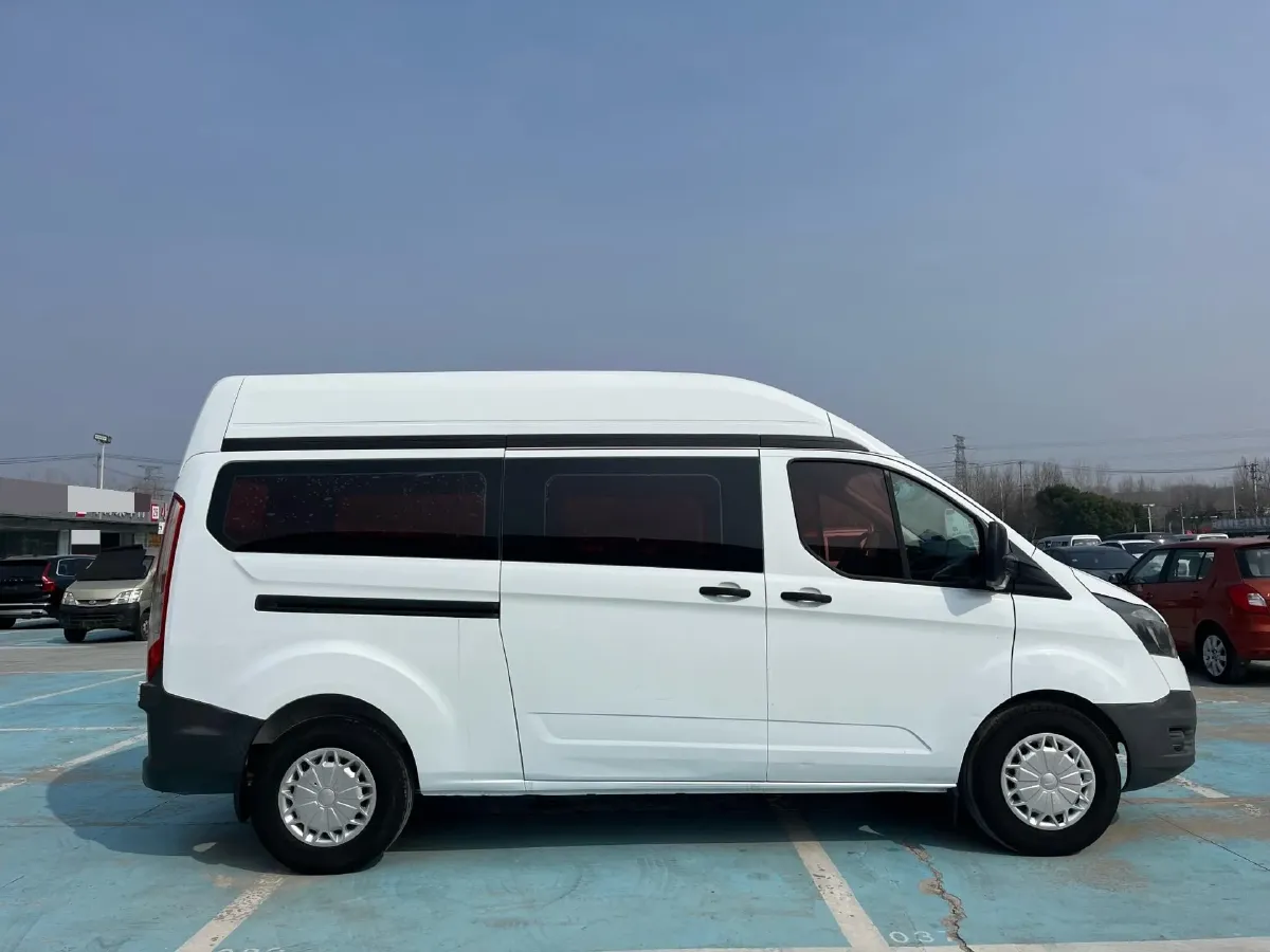 2017 Ford Transit 2.0T 121HP L4 5MT,autocango,china used car exporter,china ev exporter,chinese used car exporter,chinese used ev exporter