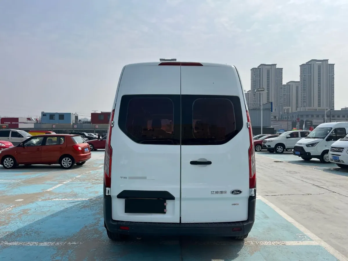 2017 Ford Transit 2.0T 121HP L4 5MT,autocango,china used car exporter,china ev exporter,chinese used car exporter,chinese used ev exporter