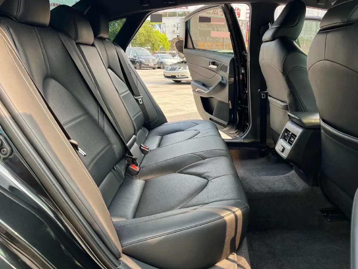 2022 Toyota Avalon 2.0L 178HP L4 CVT,autocango,china used car exporter,china ev exporter,chinese used car exporter,chinese used ev exporter