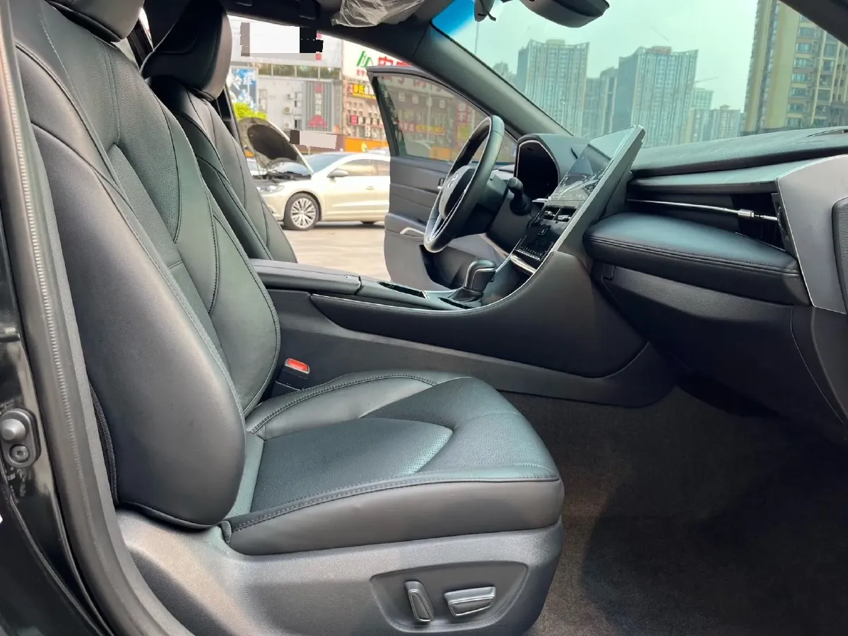 2022 Toyota Avalon 2.0L 178HP L4 CVT,autocango,china used car exporter,china ev exporter,chinese used car exporter,chinese used ev exporter