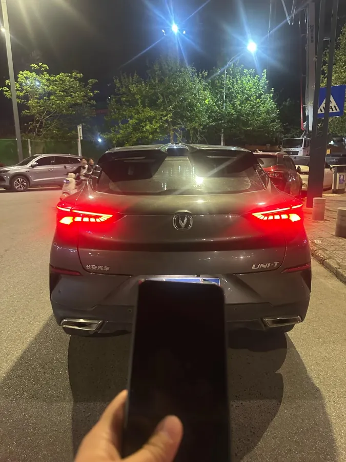 2020 ChangAn UNI-T 1.5T 180HP L4 7DCT,autocango,china used car exporter,china ev exporter,chinese used car exporter,chinese used ev exporter