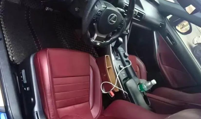 2017 Lexus IS 2.0T 245HP L4 8AT,autocango,china used car exporter,china ev exporter,chinese used car exporter,chinese used ev exporter