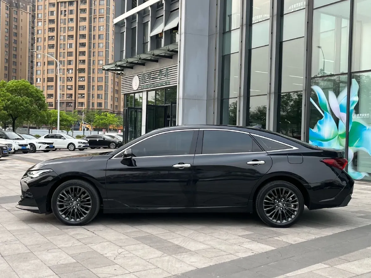 2022 Toyota Avalon 2.0L 178HP L4 CVT,autocango,china used car exporter,china ev exporter,chinese used car exporter,chinese used ev exporter