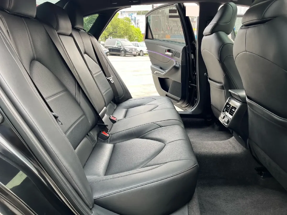 2022 Toyota Avalon 2.0L 178HP L4 CVT,autocango,china used car exporter,china ev exporter,chinese used car exporter,chinese used ev exporter