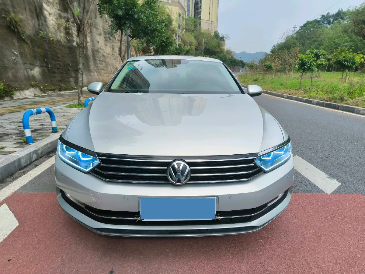 2018 Volkswagen Magotan 1.8T 180HP L4 7DCT,autocango,china used car exporter,china ev exporter,chinese used car exporter,chinese used ev exporter