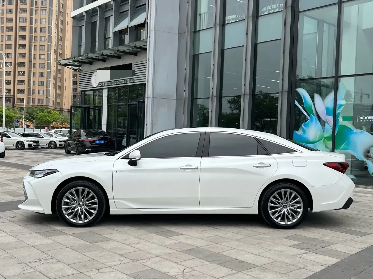 2024 Toyota Avalon 2.0L 152HP L4 E-CVT Hybrid,autocango,china used car exporter,china ev exporter,chinese used car exporter,chinese used ev exporter