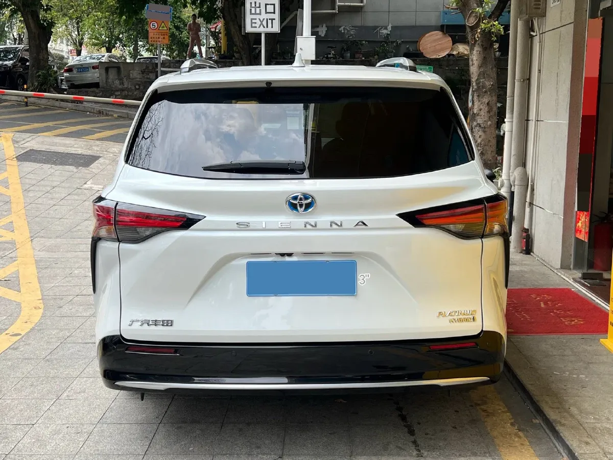 2023 Toyota Sienna 2.5L 189HP L4 E-CVT Hybrid,autocango,china used car exporter,china ev exporter,chinese used car exporter,chinese used ev exporter