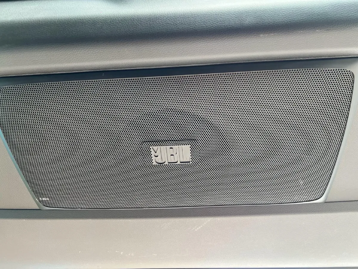 2023 Toyota Sienna 2.5L 189HP L4 E-CVT Hybrid,autocango,china used car exporter,china ev exporter,chinese used car exporter,chinese used ev exporter