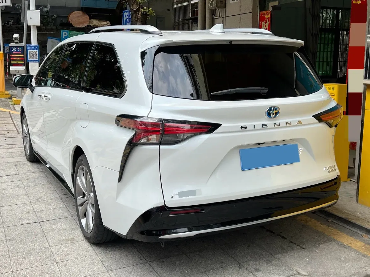 2023 Toyota Sienna 2.5L 189HP L4 E-CVT Hybrid,autocango,china used car exporter,china ev exporter,chinese used car exporter,chinese used ev exporter