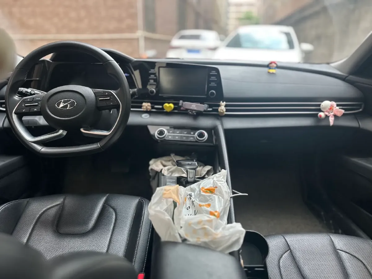 2021 Hyundai Elantra 1.5L 115HP L4 CVT,autocango,china used car exporter,china ev exporter,chinese used car exporter,chinese used ev exporter