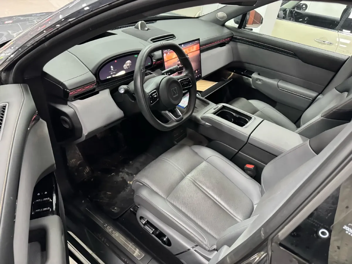 2025 Zeekr 7X BEV 75KWH,autocango,china used car exporter,china ev exporter,chinese used car exporter,chinese used ev exporter