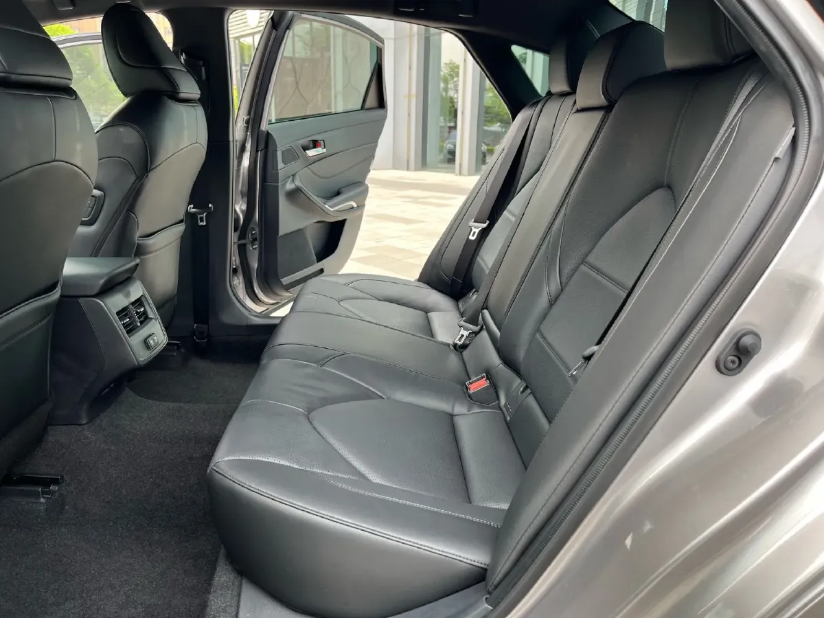 2019 Toyota Avalon 2.0L 178HP L4 CVT,autocango,china used car exporter,china ev exporter,chinese used car exporter,chinese used ev exporter