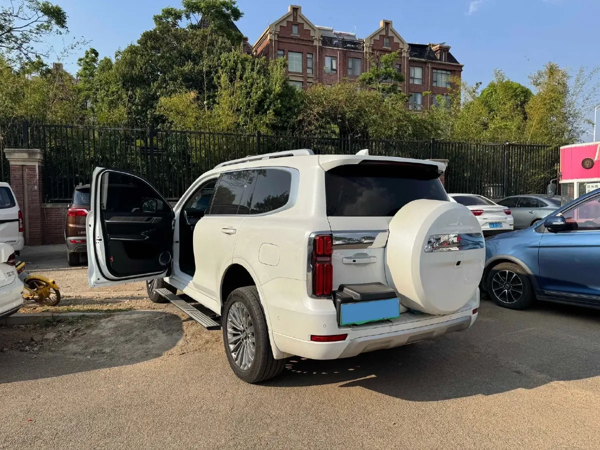 2023 Tank 500 2.0T 252HP L4 9AT PHEV 37.1KWH,autocango,china used car exporter,china ev exporter,chinese used car exporter,chinese used ev exporter