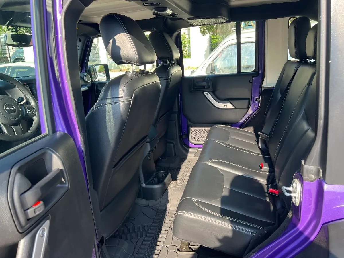 2017 Jeep Wrangler 3.0L 234HP V6 5AT,autocango,china used car exporter,china ev exporter,chinese used car exporter,chinese used ev exporter