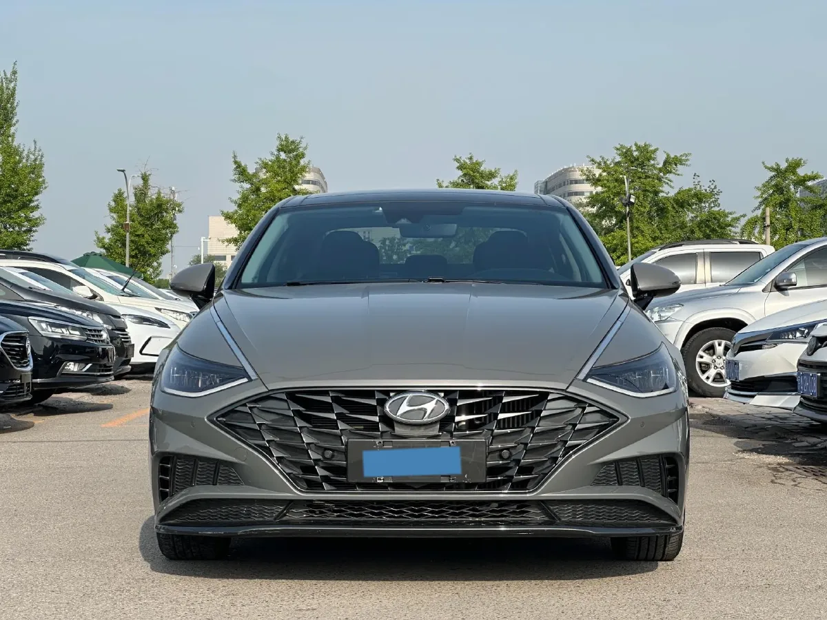 2020 Hyundai Sonata 1.5T 170HP L4 7DCT,autocango,china used car exporter,china ev exporter,chinese used car exporter,chinese used ev exporter