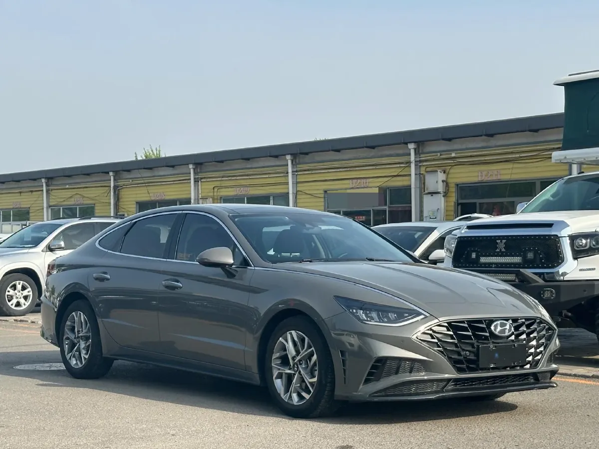 2020 Hyundai Sonata 1.5T 170HP L4 7DCT,autocango,china used car exporter,china ev exporter,chinese used car exporter,chinese used ev exporter