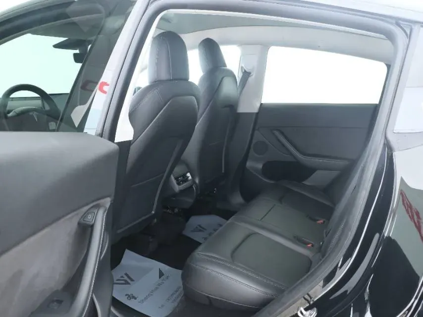 2022 Tesla Model Y BEV 60KWH,autocango,china used car exporter,china ev exporter,chinese used car exporter,chinese used ev exporter