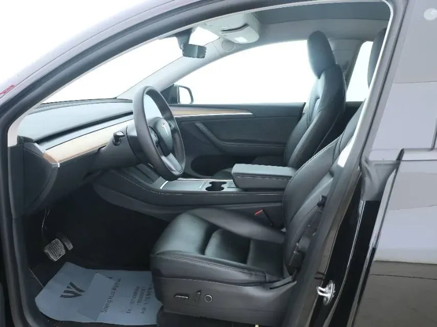 2022 Tesla Model Y BEV 60KWH,autocango,china used car exporter,china ev exporter,chinese used car exporter,chinese used ev exporter