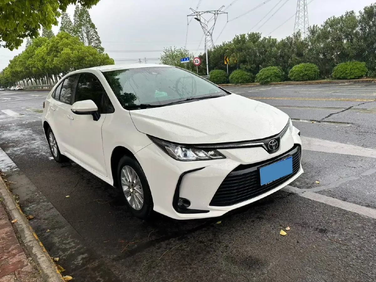 2022 Toyota Corolla 1.2T 116HP L4 CVT,autocango,china used car exporter,china ev exporter,chinese used car exporter,chinese used ev exporter
