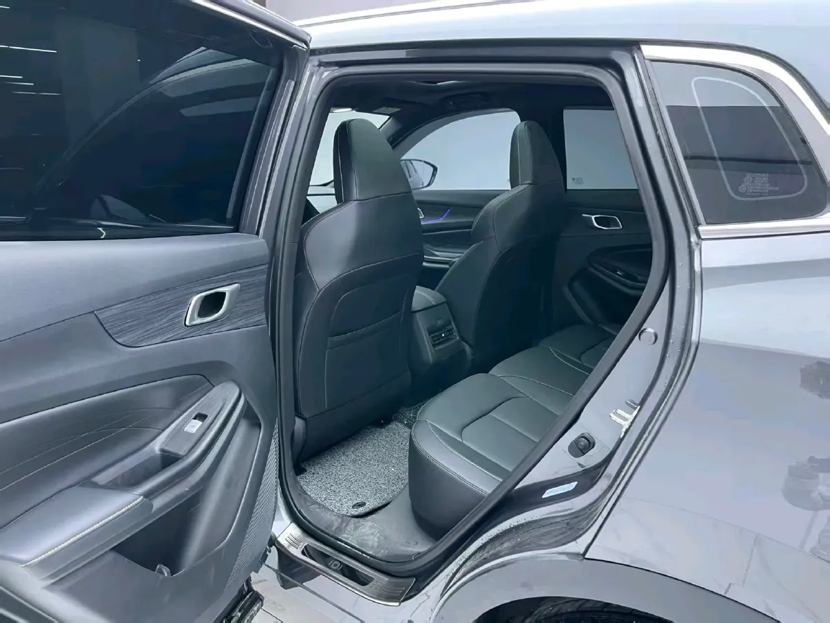 2024 ChangAn QiYuan Q05 Classic 1.5L 110HP L4 E-CVT PHEV 18.99KWH,autocango,china used car exporter,china ev exporter,chinese used car exporter,chinese used ev exporter