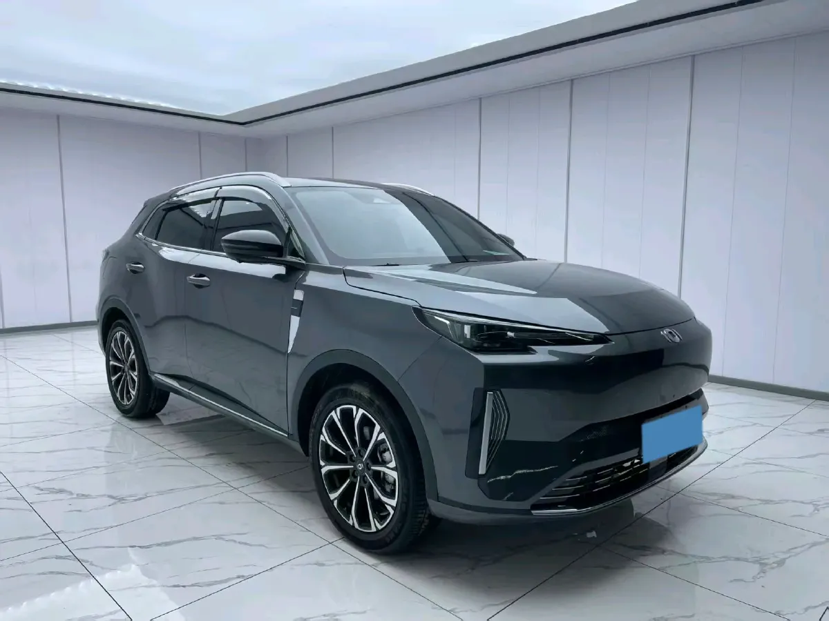 2024 ChangAn QiYuan Q05 Classic 1.5L 110HP L4 E-CVT PHEV 18.99KWH,autocango,china used car exporter,china ev exporter,chinese used car exporter,chinese used ev exporter