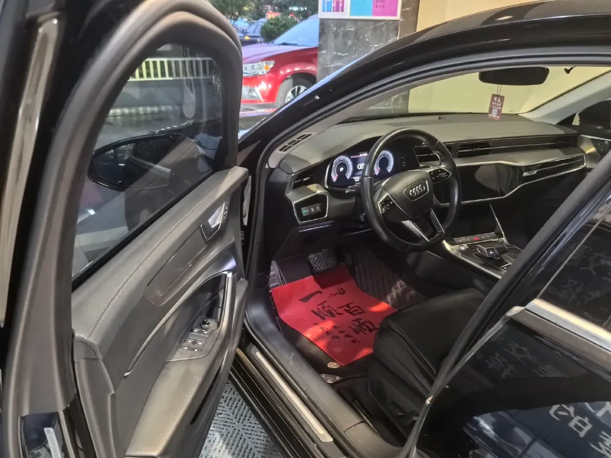 2020 Audi A6L 2.0T 190HP L4 7DCT,autocango,china used car exporter,china ev exporter,chinese used car exporter,chinese used ev exporter