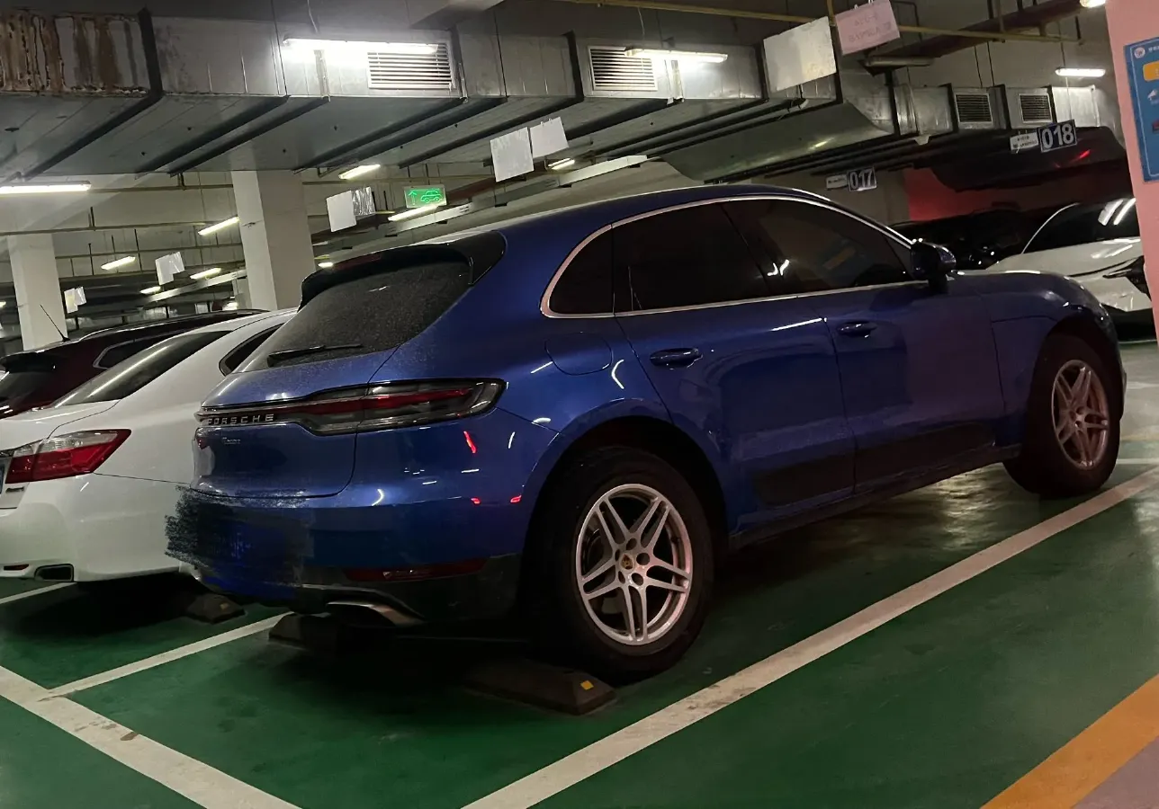 2018 Porsche Macan 2.0T 252HP L4 7DCT,autocango,china used car exporter,china ev exporter,chinese used car exporter,chinese used ev exporter