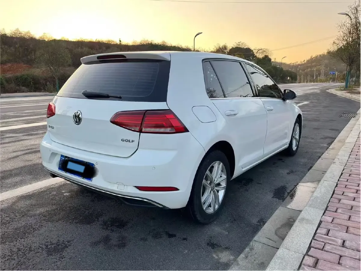 2018 Volkswagen Golf 1.4T 131HP L4 7DCT,autocango,china used car exporter,china ev exporter,chinese used car exporter,chinese used ev exporter