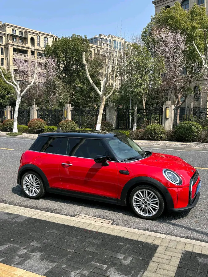 2022 MINI MINI 1.5T 136HP L3 7DCT,autocango,china used car exporter,china ev exporter,chinese used car exporter,chinese used ev exporter