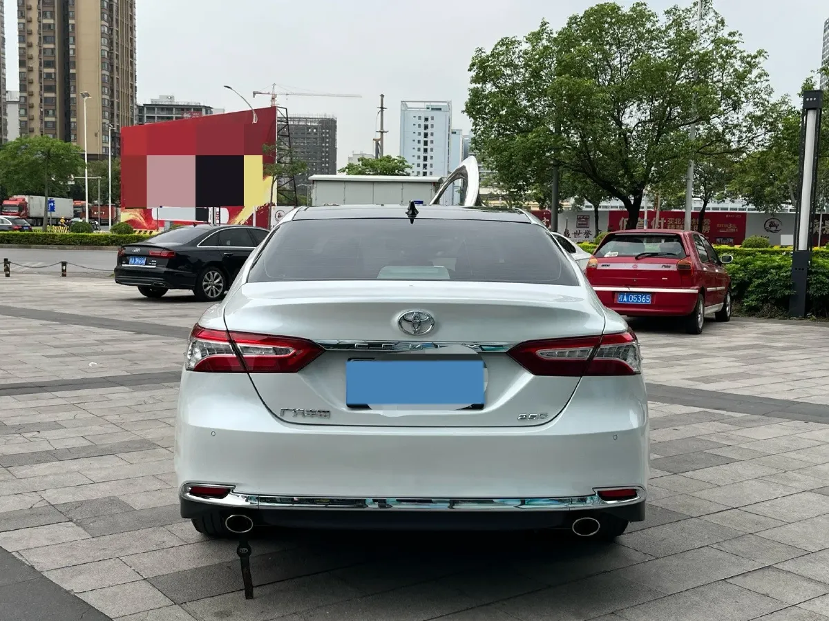 2021 Toyota Camry 2.5L 209HP L4 8AT,autocango,china used car exporter,china ev exporter,chinese used car exporter,chinese used ev exporter