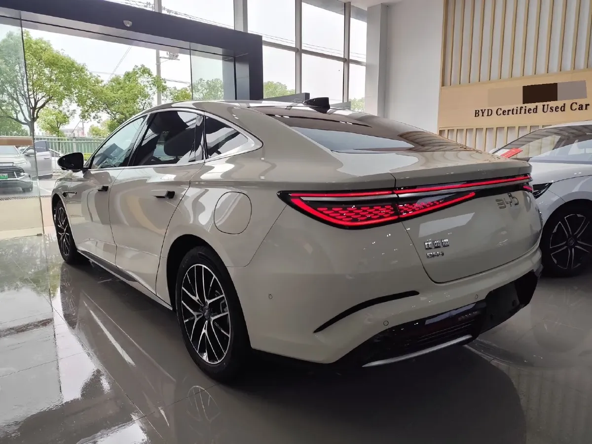 2025 BYD Seal07 DM-i 1.5L 101HP L4 E-CVT PHEV 17.6KWH,autocango,china used car exporter,china ev exporter,chinese used car exporter,chinese used ev exporter