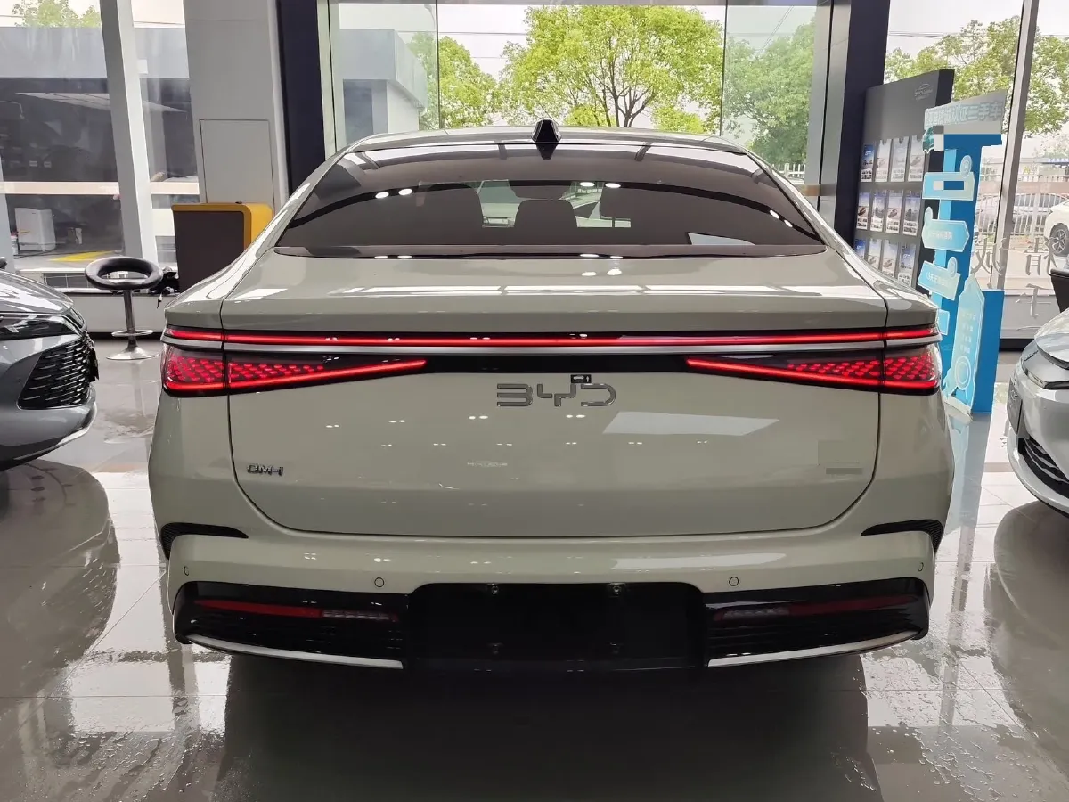 2025 BYD Seal07 DM-i 1.5L 101HP L4 E-CVT PHEV 17.6KWH,autocango,china used car exporter,china ev exporter,chinese used car exporter,chinese used ev exporter