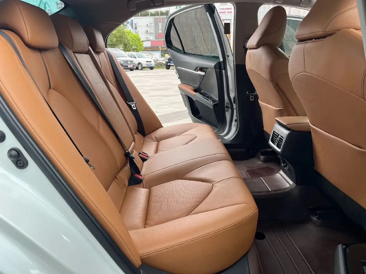 2021 Toyota Camry 2.0L 178HP L4 CVT,autocango,china used car exporter,china ev exporter,chinese used car exporter,chinese used ev exporter