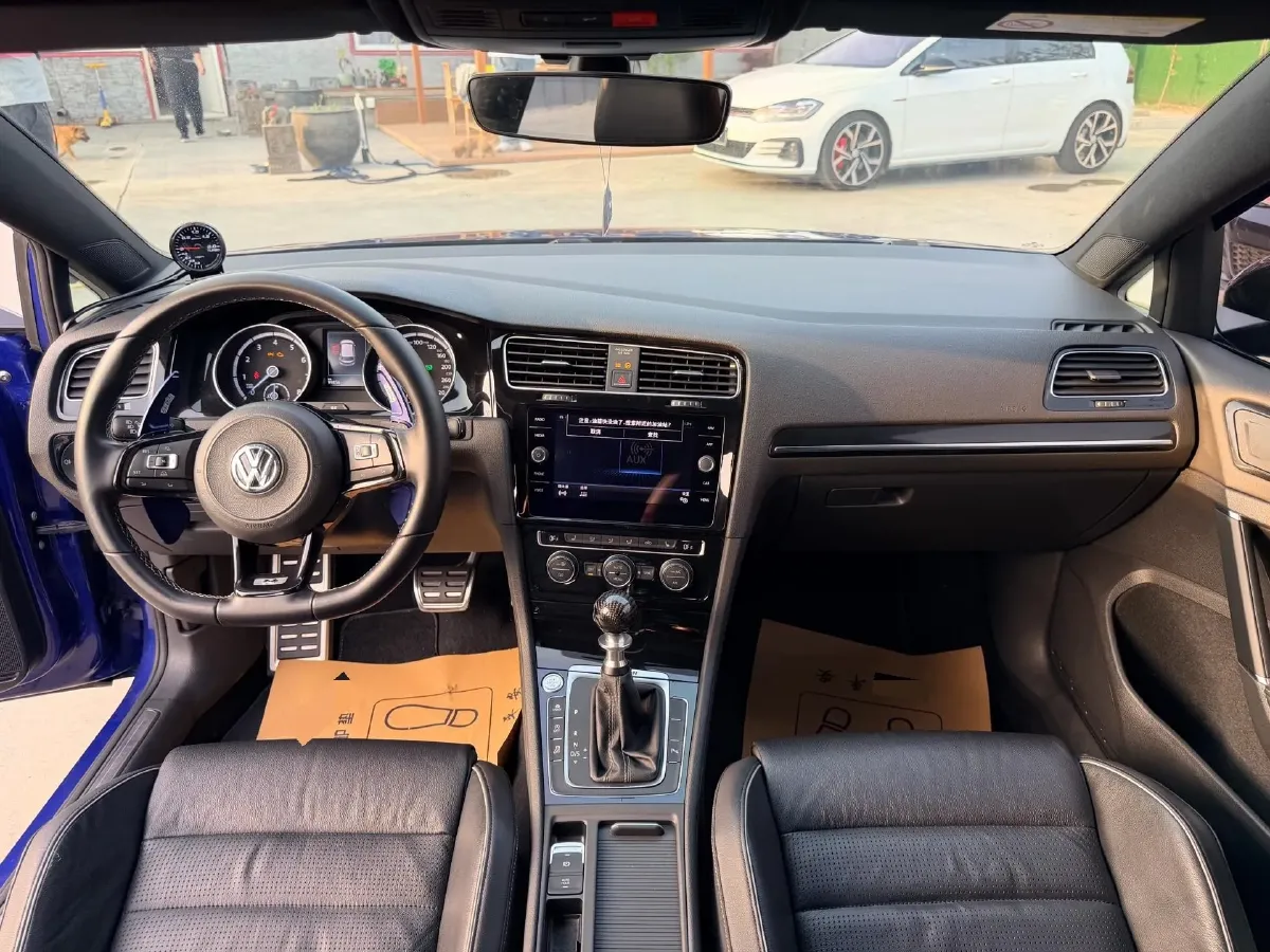 2017 Volkswagen Golf 2.0T 290HP L4 7DCT,autocango,china used car exporter,china ev exporter,chinese used car exporter,chinese used ev exporter