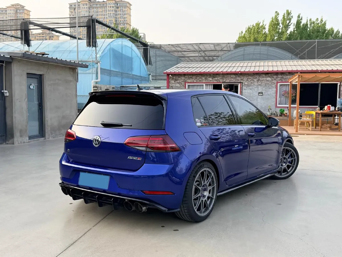 2017 Volkswagen Golf 2.0T 290HP L4 7DCT,autocango,china used car exporter,china ev exporter,chinese used car exporter,chinese used ev exporter