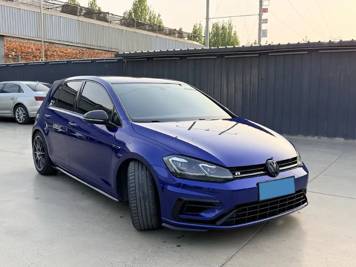 2017 Volkswagen Golf 2.0T 290HP L4 7DCT,autocango,china used car exporter,china ev exporter,chinese used car exporter,chinese used ev exporter