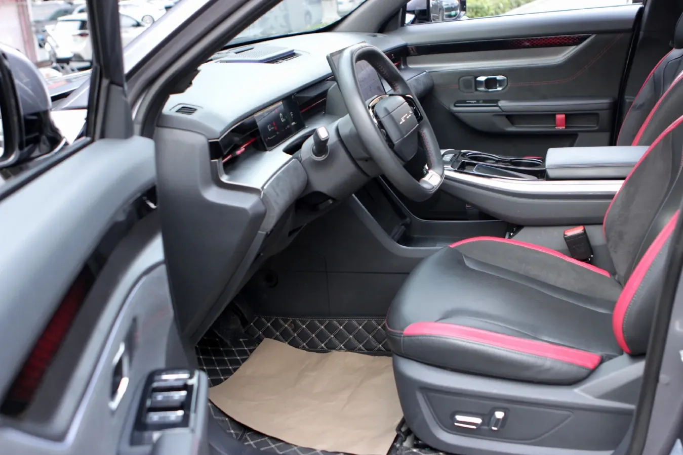 2022 Jetour DASHING 1.6T 197HP L4 7DCT,autocango,china used car exporter,china ev exporter,chinese used car exporter,chinese used ev exporter