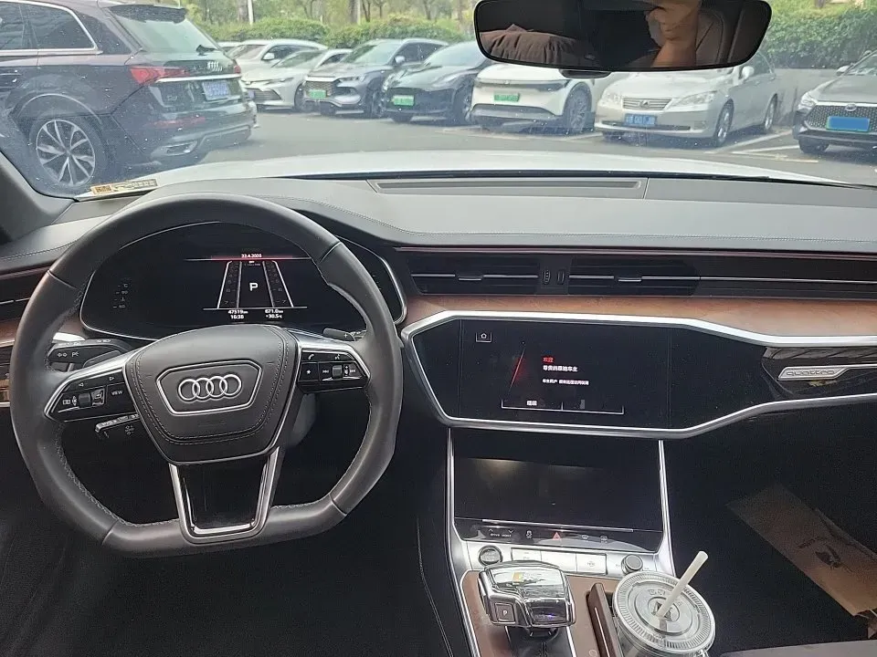 2022 Audi A6L 3.0T 340HP V6 7DCT,autocango,china used car exporter,china ev exporter,chinese used car exporter,chinese used ev exporter