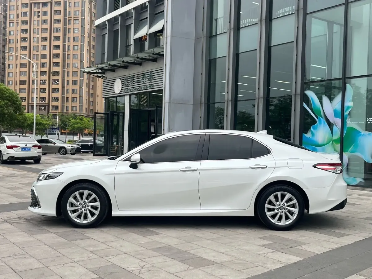 2021 Toyota Camry 2.0L 178HP L4 CVT,autocango,china used car exporter,china ev exporter,chinese used car exporter,chinese used ev exporter