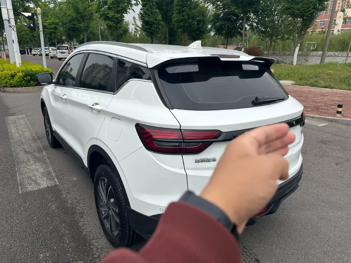 2023 Geely Coolray 1.5T 181HP L4 7DCT,autocango,china used car exporter,china ev exporter,chinese used car exporter,chinese used ev exporter