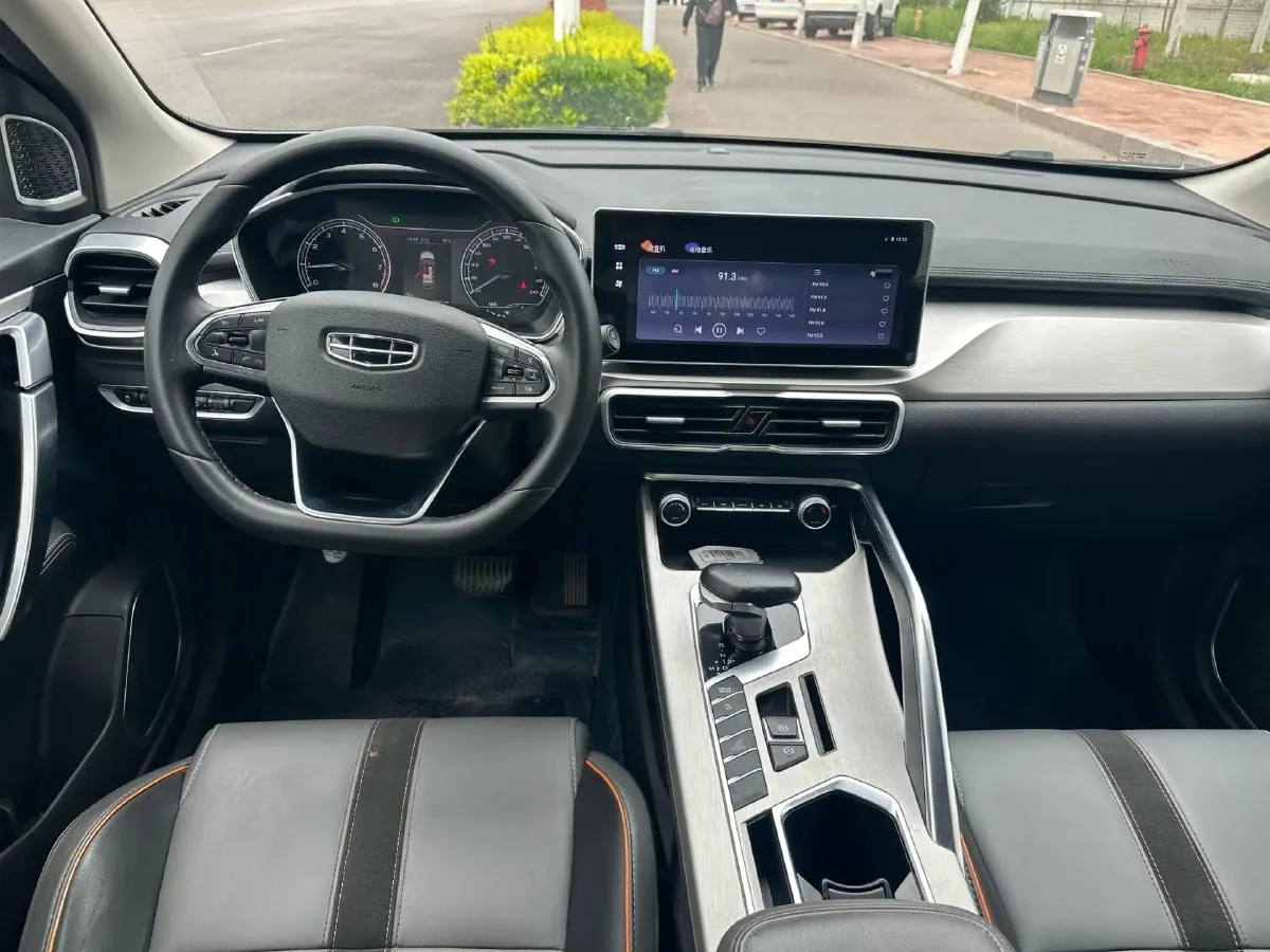 2023 Geely Coolray 1.5T 181HP L4 7DCT,autocango,china used car exporter,china ev exporter,chinese used car exporter,chinese used ev exporter